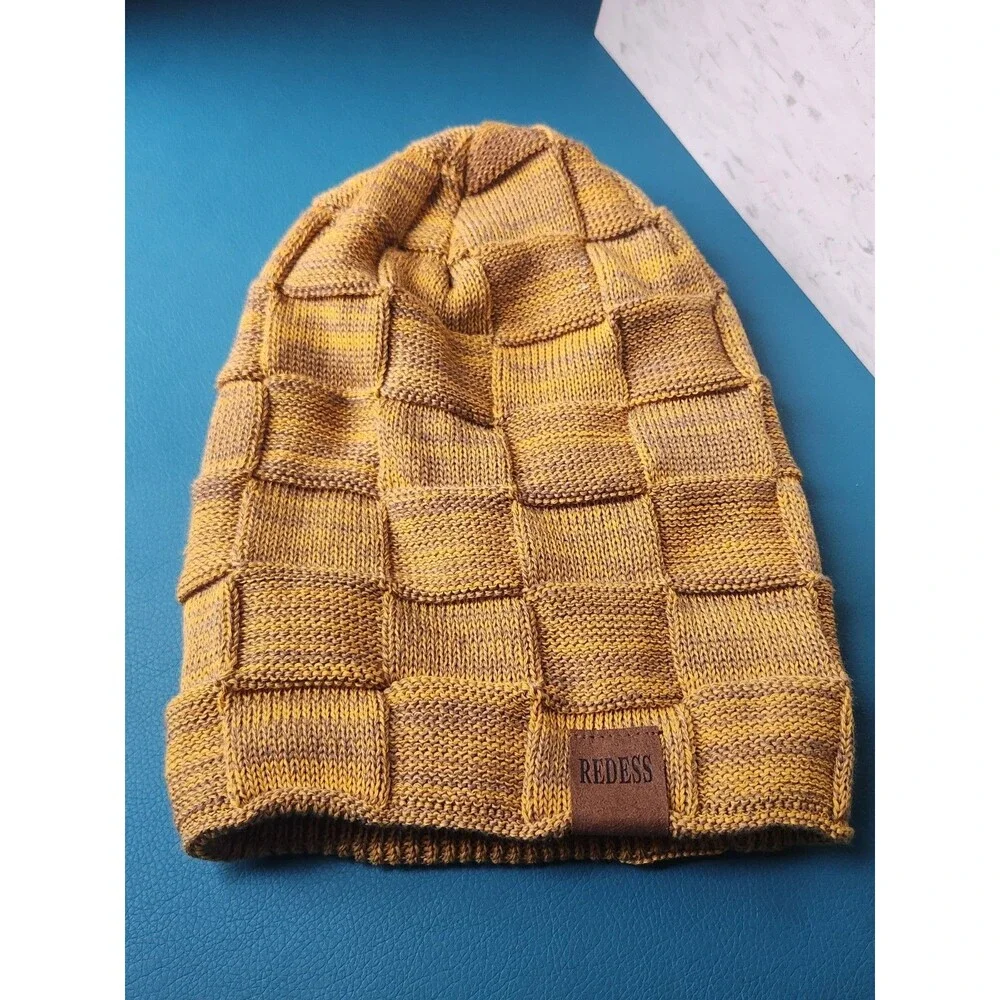 Stocking Cap Redess Beanie/ Slouch Hat Stay Warm For Winter One Size Fits